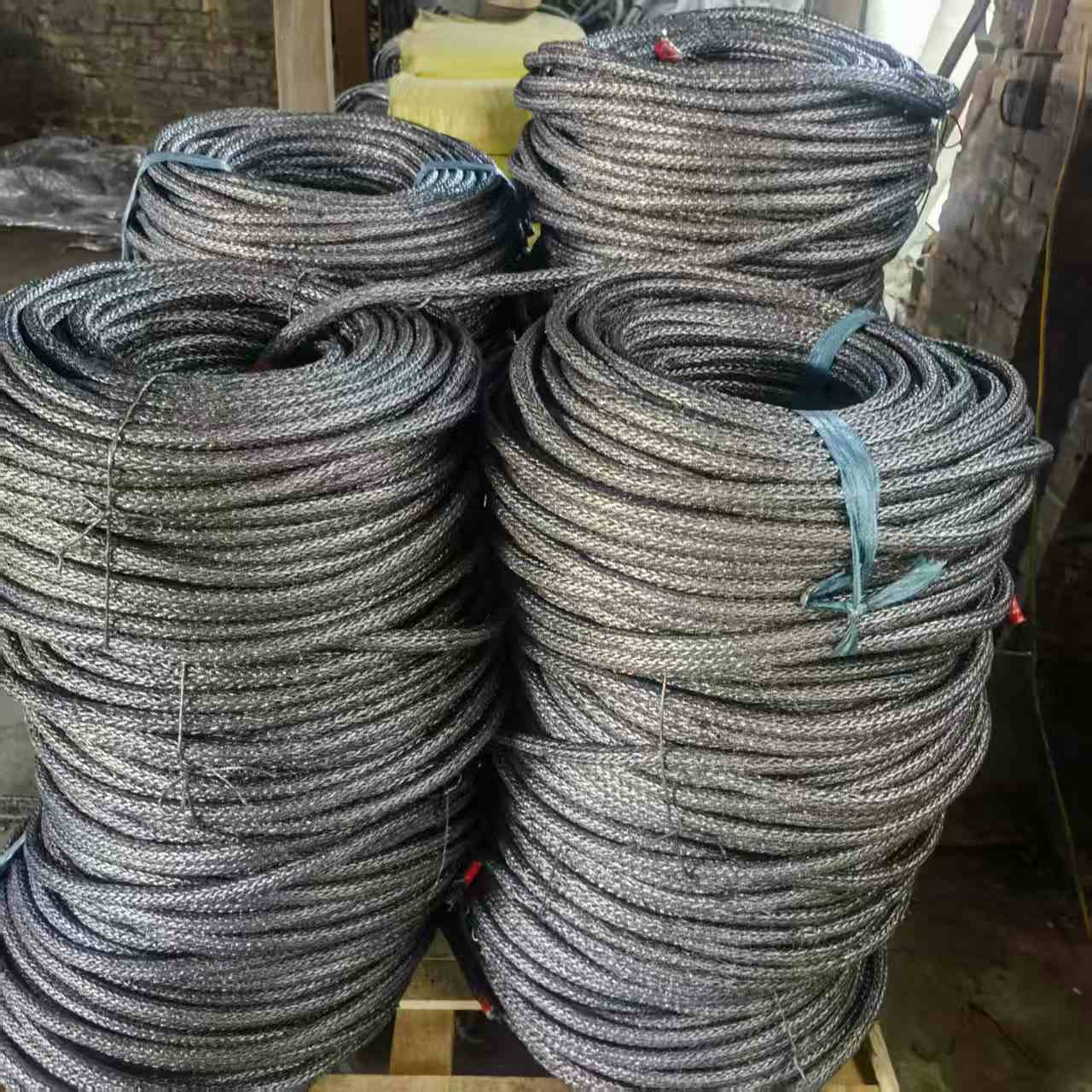 青县石墨接地线